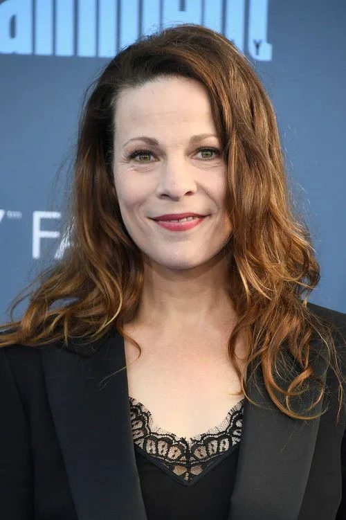 Lili Taylor photo