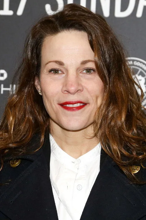 Lili Taylor photo