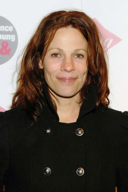 Lili Taylor photo