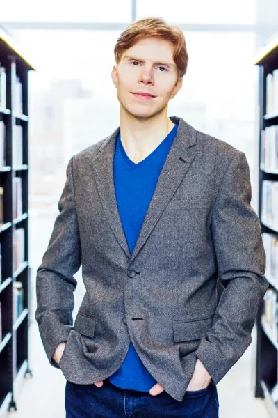 Jamie McGuire photo