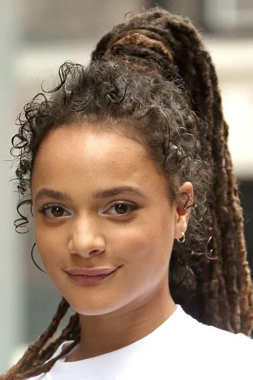 Sasha Lane photo