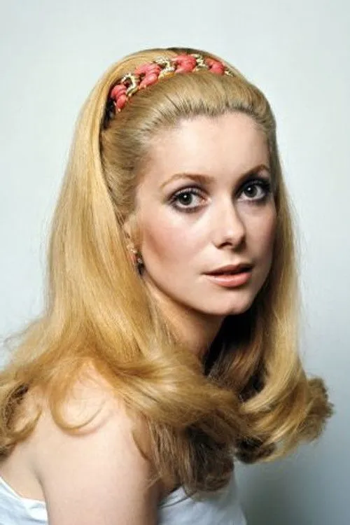 Catherine Deneuve photo