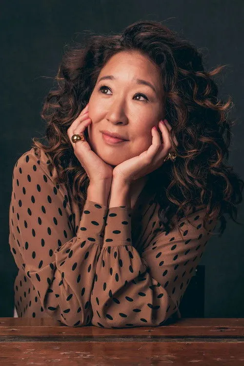 Sandra Oh photo
