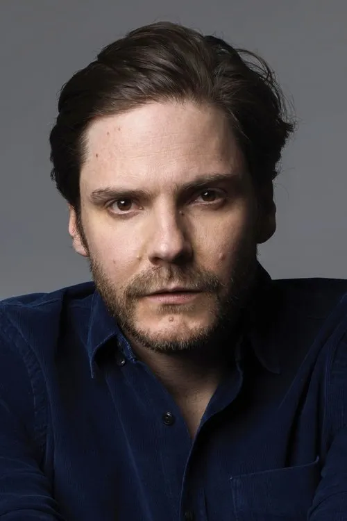 Daniel Brühl photo