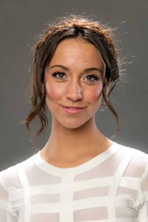 Stella Maeve photo