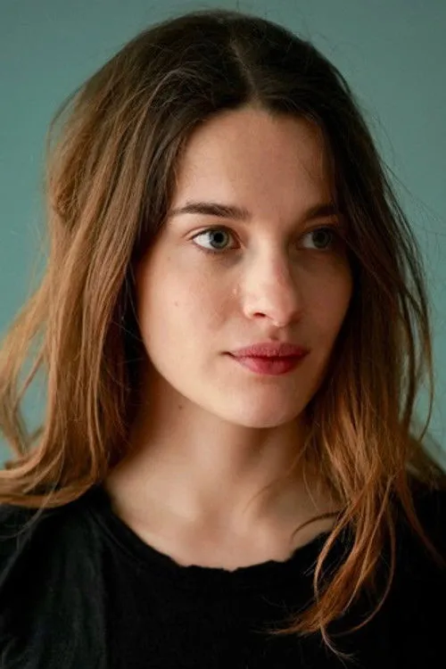 Rebecca Marder photo