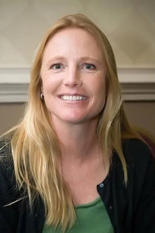 Amy Steel photo