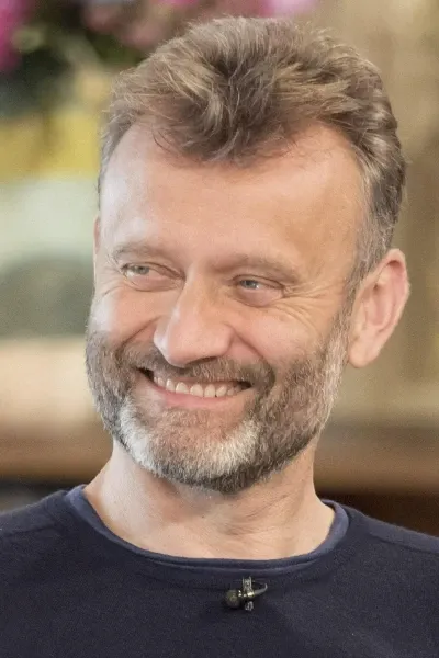 Hugh Dennis photo