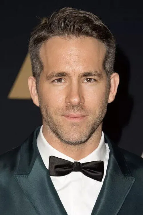 Ryan Reynolds photo
