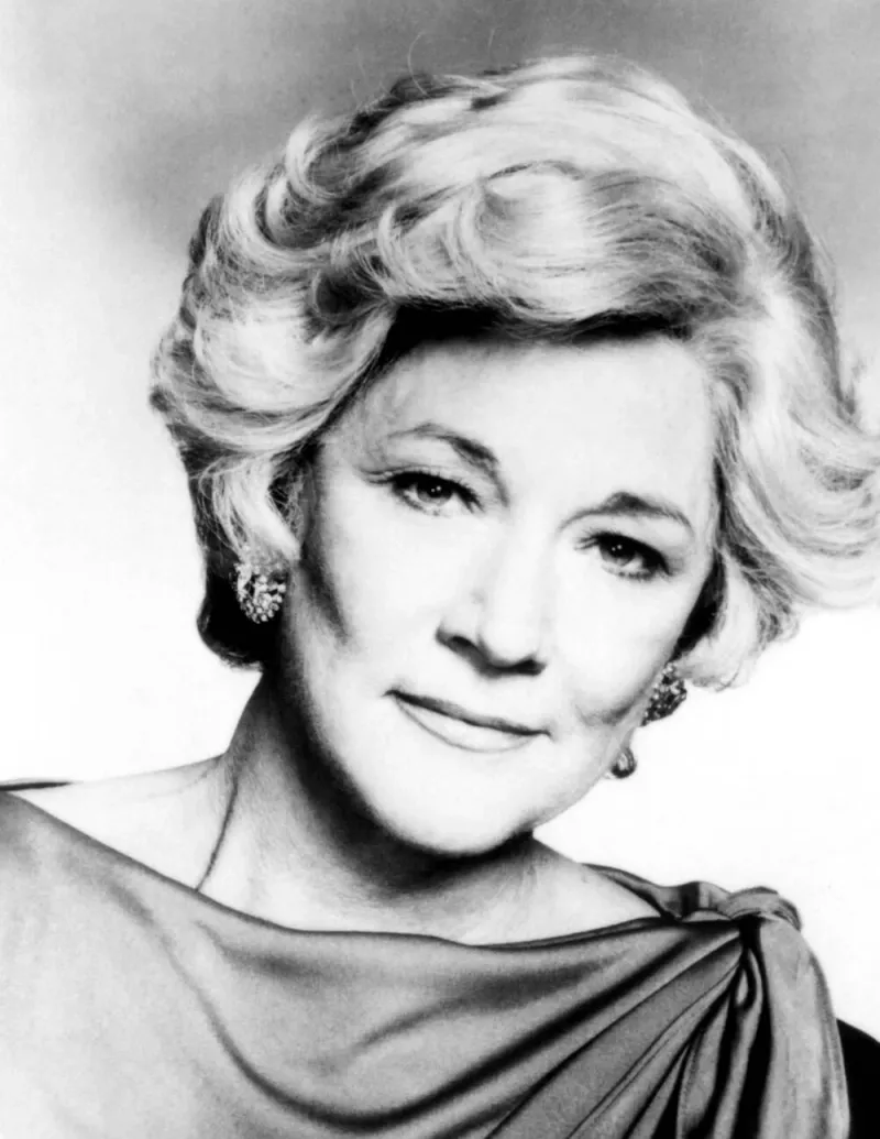 Jeanne Cooper photo