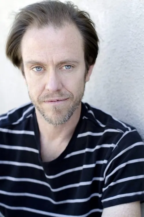 Sean Whalen photo