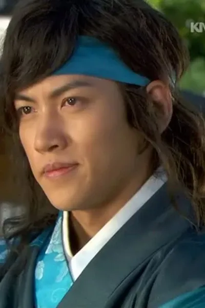 Ji Chang-wook photo