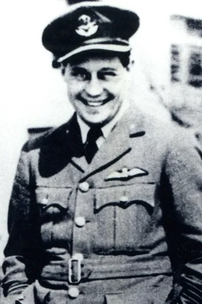 Roger Bushell (Squadron Leader Roger Bartlett) photo