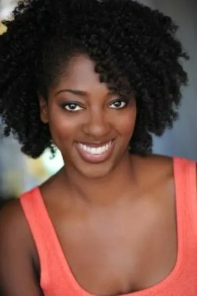 Kiziana Jean-Louis photo
