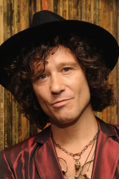 Enrique Bunbury photo
