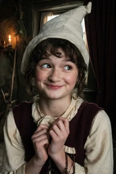 Mary Sanderson (Reboot) photo