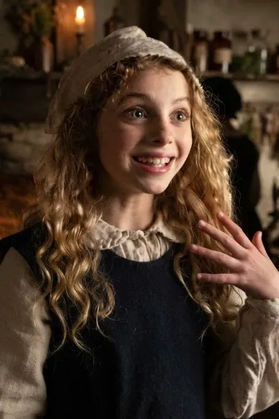 Sarah Sanderson (Reboot) photo
