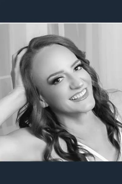 Scarlette Hendren