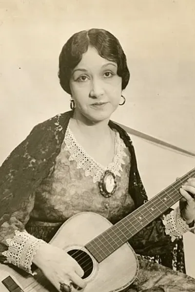 Alice Hollister photo