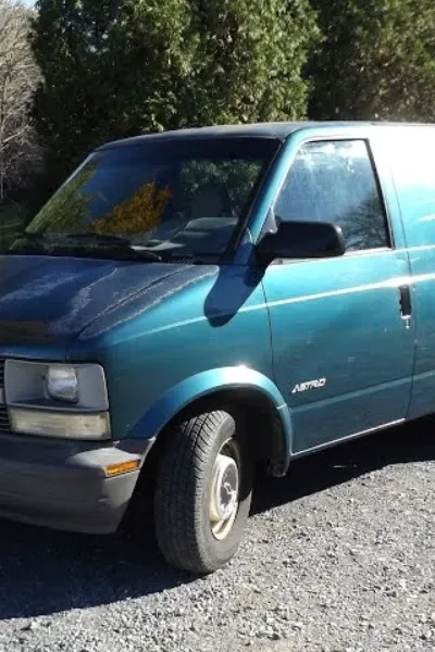 1995 Chevrolet Astro photo