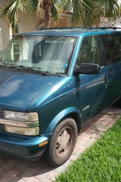 1995 Chevrolet Astro photo
