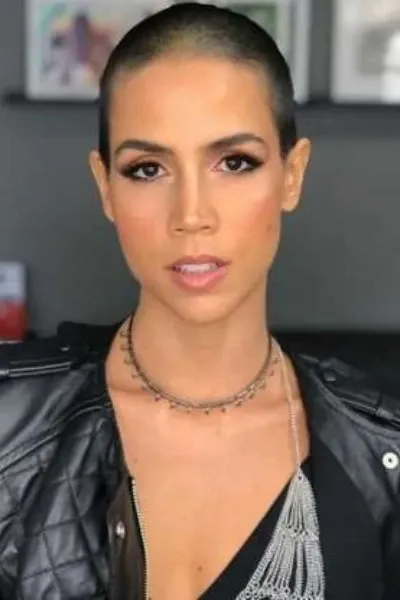 Pérola Faria photo