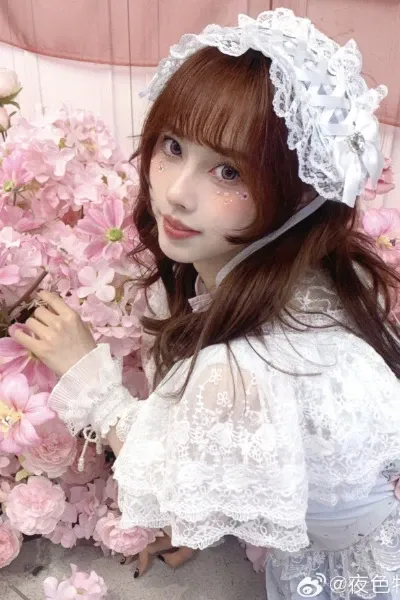 Gu Yizhou photo