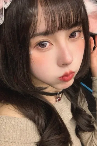 Gu Yizhou photo
