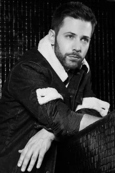 Luis Arrieta photo
