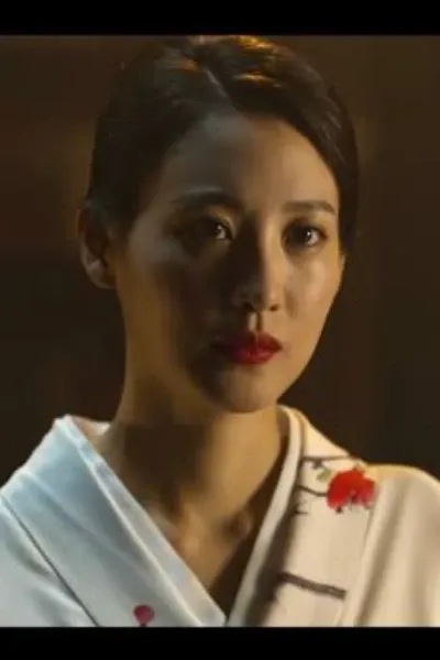 Lady Maeda photo