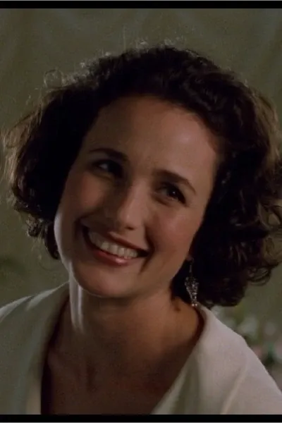 Carrie (Four Weddings and a Funeral)