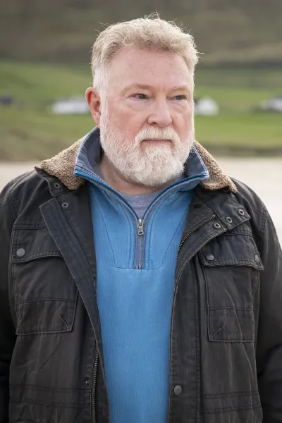 Lewis Holden