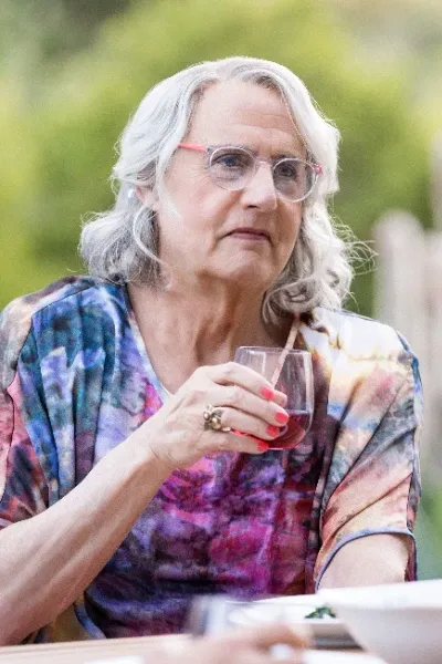 Maura Pfefferman photo