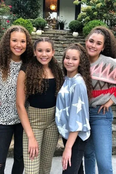 Haschak Sisters