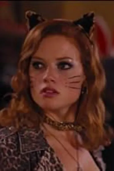 April Martin (Fun Size)