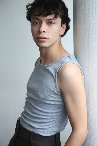 Diego Sandoval photo