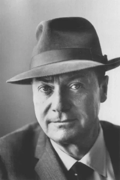 Ross Macdonald