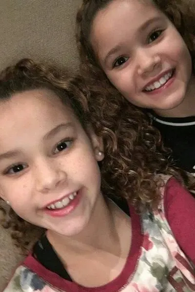 Sierra and Olivia Haschak photo