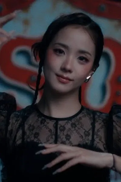 Best MV of Jisoo