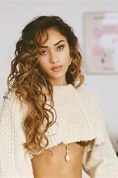 Skylar Simone