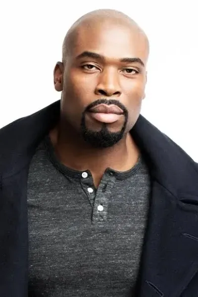 Israel Idonije
