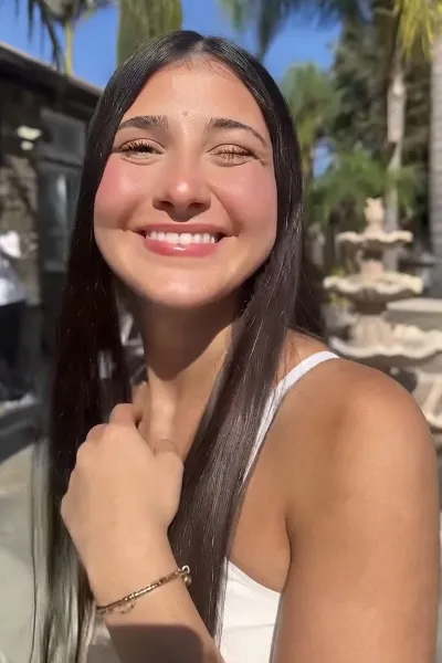 Sima Hesri photo