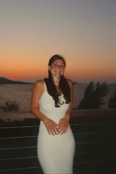 Sima Hesri photo