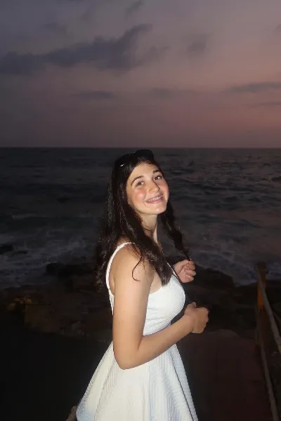 Sima Hesri photo