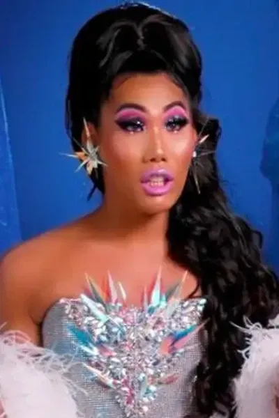 GIA GUNN (PRINCEAMIR)