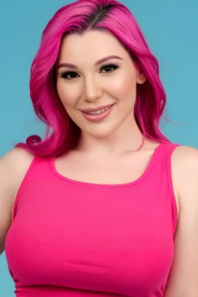 LILY LOU photo