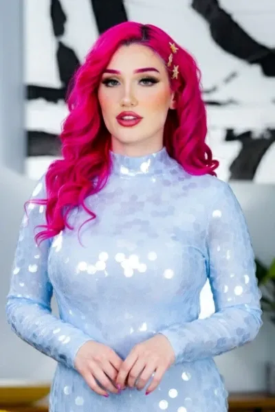 LILY LOU photo