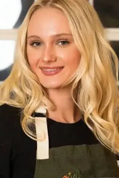 Tineke "Tini" Younger