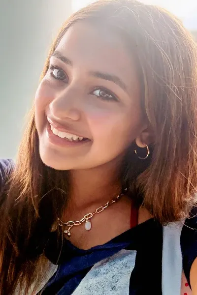 Aishu Devan photo