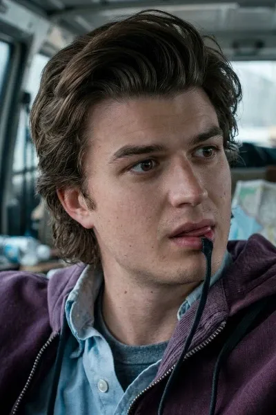 Columbus (Joe Keery) photo